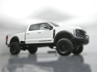 Ford Super Duty F-250 SRW LARIAT 4WD Crew Cab 6.75' Box