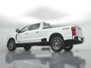 Ford Super Duty F-250 SRW Platinum 4WD Crew Cab 6.75' Box