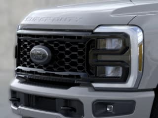Ford Super Duty F-250 SRW LARIAT 4WD Crew Cab 6.75' Box