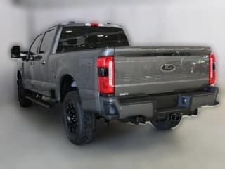 Ford Super Duty F-250 SRW LARIAT 4WD Crew Cab 6.75' Box