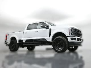 Ford Super Duty F-250 SRW LARIAT 4WD Crew Cab 6.75' Box