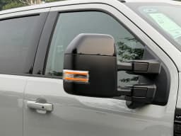 Ford Super Duty F-250 SRW LARIAT 4WD Crew Cab 6.75' Box 2026 — side view