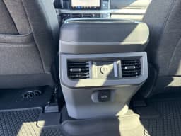 Ford Super Duty F-250 SRW XLT 4WD Crew Cab 6.75' Box 2027 — side view