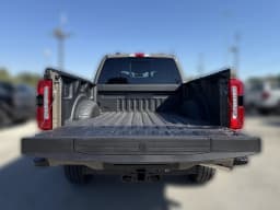 Ford Super Duty F-250 SRW XLT 4WD Crew Cab 6.75' Box 2027 — side view