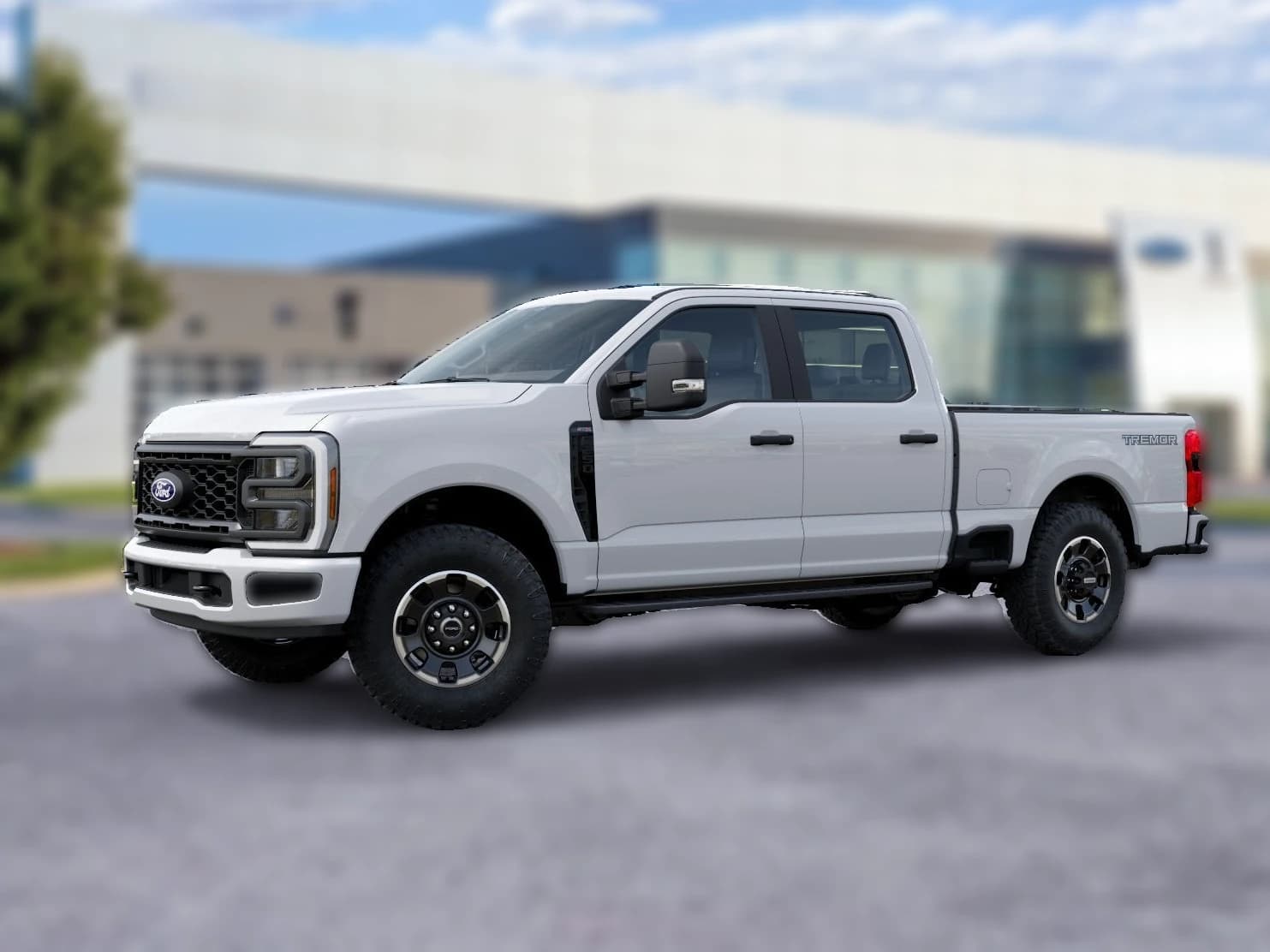 Ford Super Duty F-250 SRW XL 4WD Crew Cab 6.75' Box 2027 — side view