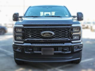 Ford Super Duty F-250 SRW LARIAT 4WD Crew Cab 6.75' Box