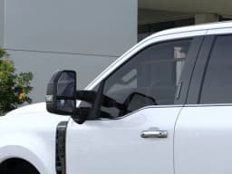 Ford Super Duty F-250 SRW Platinum 4WD Crew Cab 6.75' Box 2026 — side view