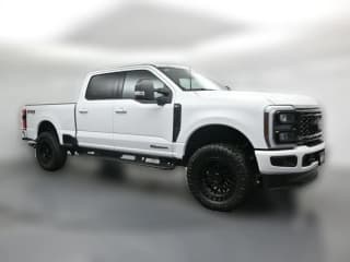 Ford Super Duty F-250 SRW XLT 4WD Crew Cab 6.75' Box