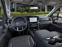 Ford Super Duty F-250 SRW LARIAT 4WD Crew Cab 6.75' Box 2026 — side view