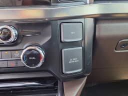 Ford Super Duty F-250 SRW King Ranch 4WD Crew Cab 6.75' Box 2026 — side view