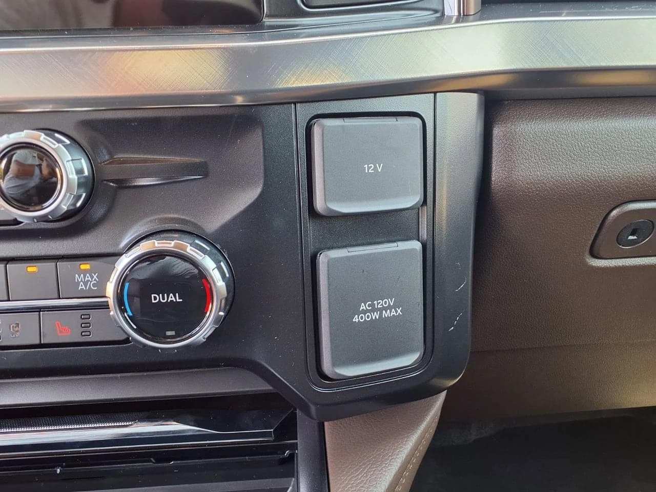 Ford Super Duty F-250 SRW King Ranch 4WD Crew Cab 6.75' Box 2026 — side view