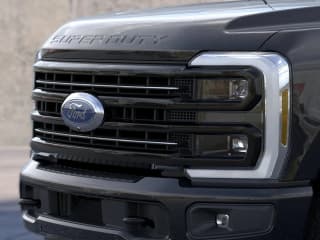 Ford Super Duty F-350 SRW Platinum 4WD Crew Cab 6.75' Box