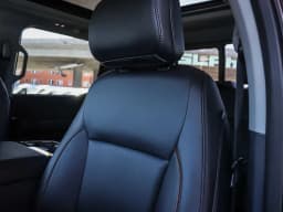 Ford Super Duty F-350 SRW LARIAT 4WD Crew Cab 6.75' Box 2025 — side view