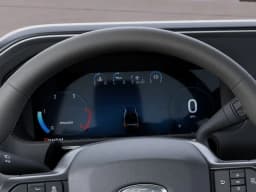 Ford Super Duty F-350 SRW Platinum 4WD Crew Cab 6.75' Box 2027 — side view