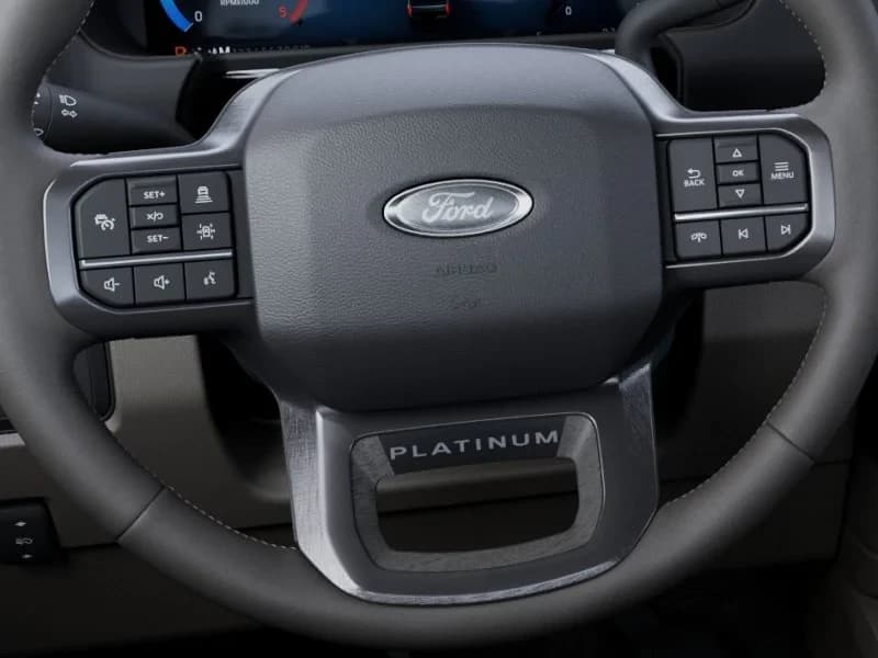 Ford Super Duty F-350 SRW Platinum 4WD Crew Cab 6.75' Box 2027 — side view