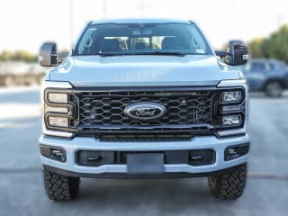 Ford Super Duty F-350 SRW LARIAT 4WD Crew Cab 6.75' Box