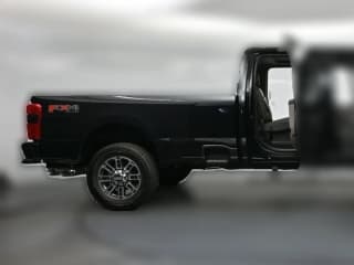 Ford Super Duty F-350 SRW Platinum 4WD Crew Cab 8' Box