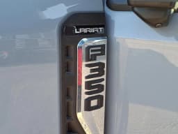 Ford Super Duty F-350 SRW LARIAT 4WD Crew Cab 6.75' Box 2026 — side view