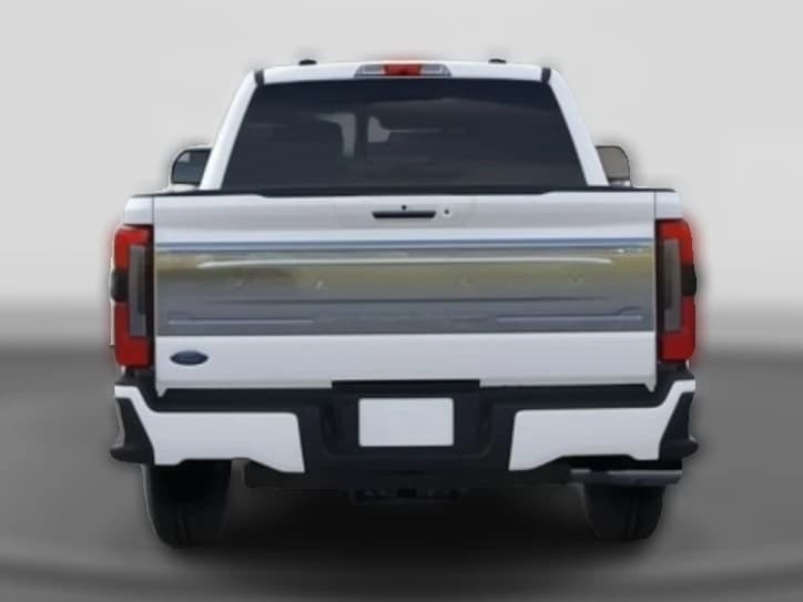 Ford Super Duty F-350 SRW Platinum 4WD Crew Cab 6.75' Box 2025 — side view