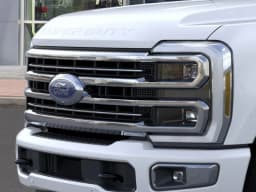 Ford Super Duty F-350 SRW Platinum 4WD Crew Cab 6.75' Box 2025 — side view