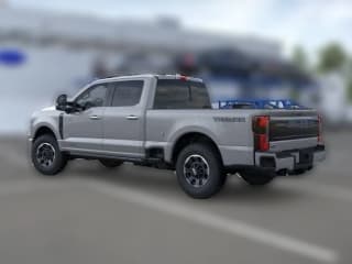 Ford Super Duty F-350 SRW Platinum 4WD Crew Cab 6.75' Box