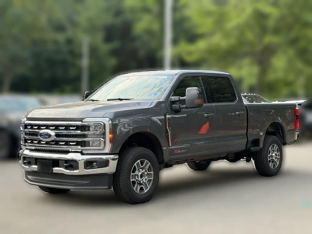Ford Super Duty F-350 SRW LARIAT 4WD Crew Cab 6.75' Box 2026 — side view