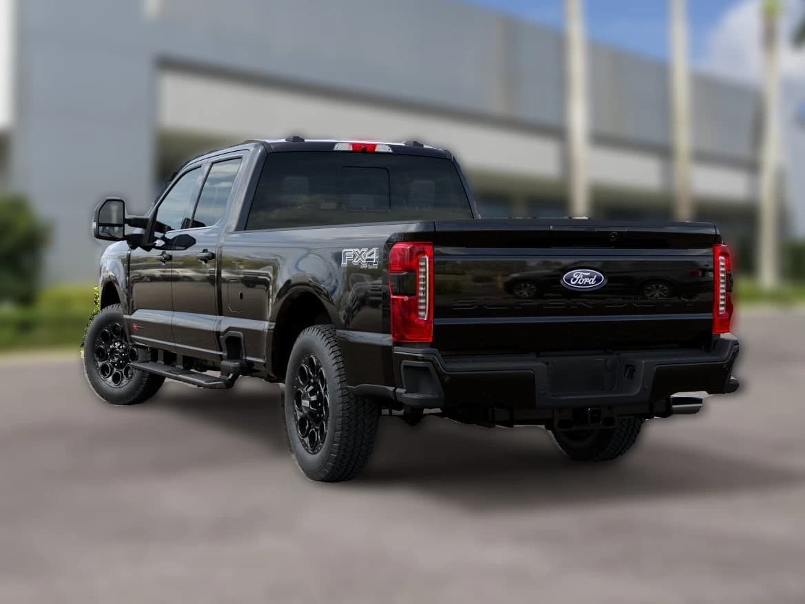 Ford Super Duty F-350 SRW LARIAT 4WD Crew Cab 8' Box 2027 — side view