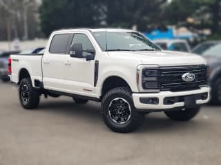 Ford Super Duty F-350 SRW Platinum 4WD Crew Cab 6.75' Box