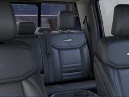 Ford Super Duty F-350 SRW Platinum 4WD Crew Cab 6.75' Box 2026 — side view