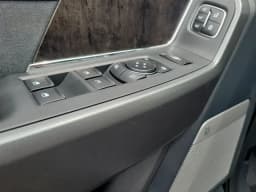 Ford Super Duty F-350 SRW King Ranch 4WD Crew Cab 6.75' Box 2027 — side view