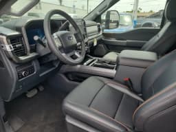 Ford Super Duty F-350 SRW King Ranch 4WD Crew Cab 6.75' Box 2027 — side view