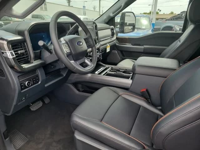 Ford Super Duty F-350 SRW King Ranch 4WD Crew Cab 6.75' Box 2027 — side view
