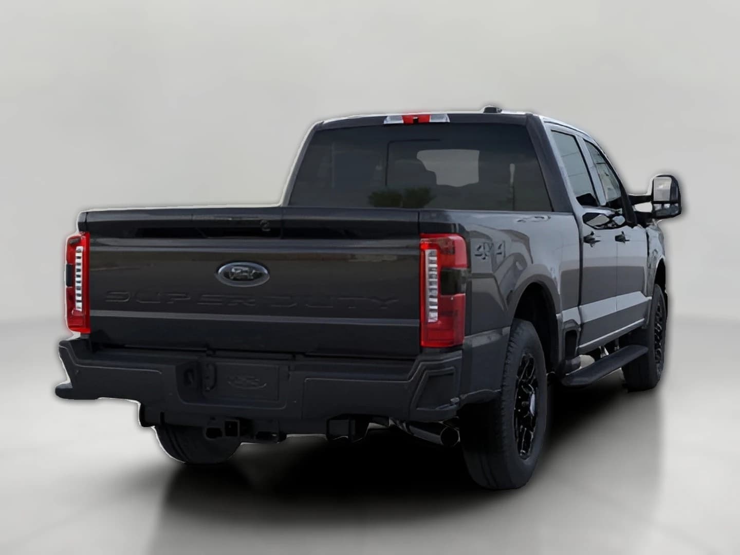 Ford Super Duty F-350 SRW XLT 4WD Crew Cab 6.75' Box 2026 — side view
