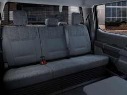 Ford Super Duty F-350 SRW XLT 4WD Crew Cab 6.75' Box 2027 — side view
