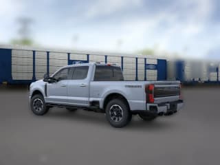 Ford Super Duty F-350 SRW Platinum 4WD Crew Cab 6.75' Box