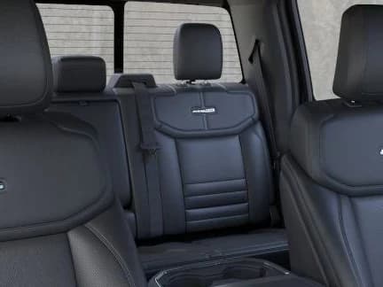 Ford Super Duty F-350 SRW Platinum 4WD Crew Cab 8' Box 2026 — side view