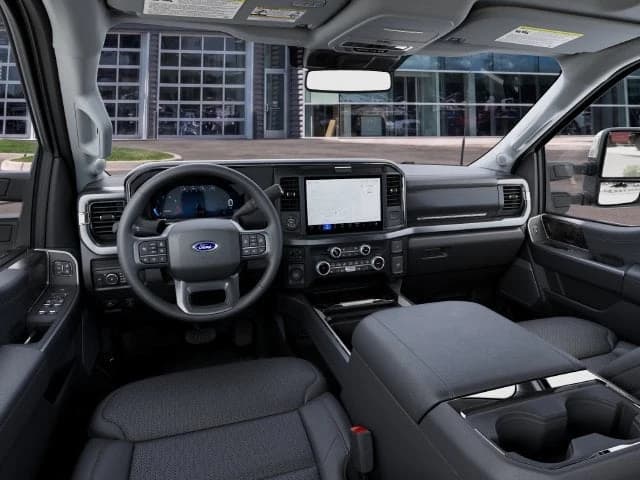 Ford Super Duty F-350 SRW LARIAT 4WD Crew Cab 6.75' Box 2027 — side view