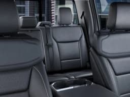 Ford Super Duty F-350 SRW LARIAT 4WD Crew Cab 6.75' Box 2027 — side view