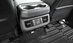Ford Super Duty F-350 SRW LARIAT 4WD Crew Cab 6.75' Box 2026 — side view