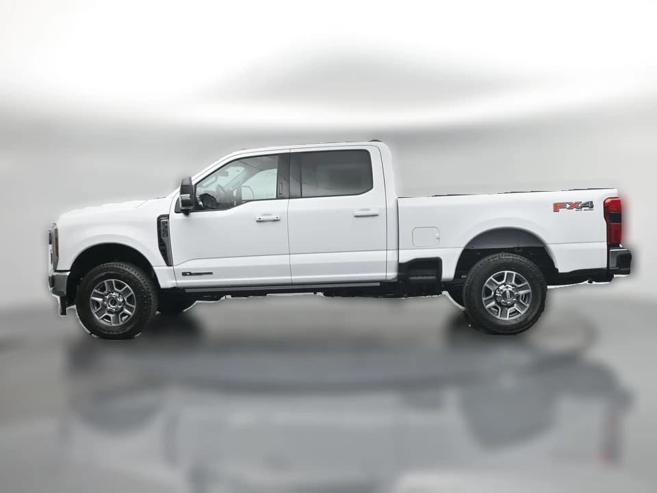 Ford Super Duty F-350 SRW LARIAT 4WD Crew Cab 6.75' Box 2026 — side view