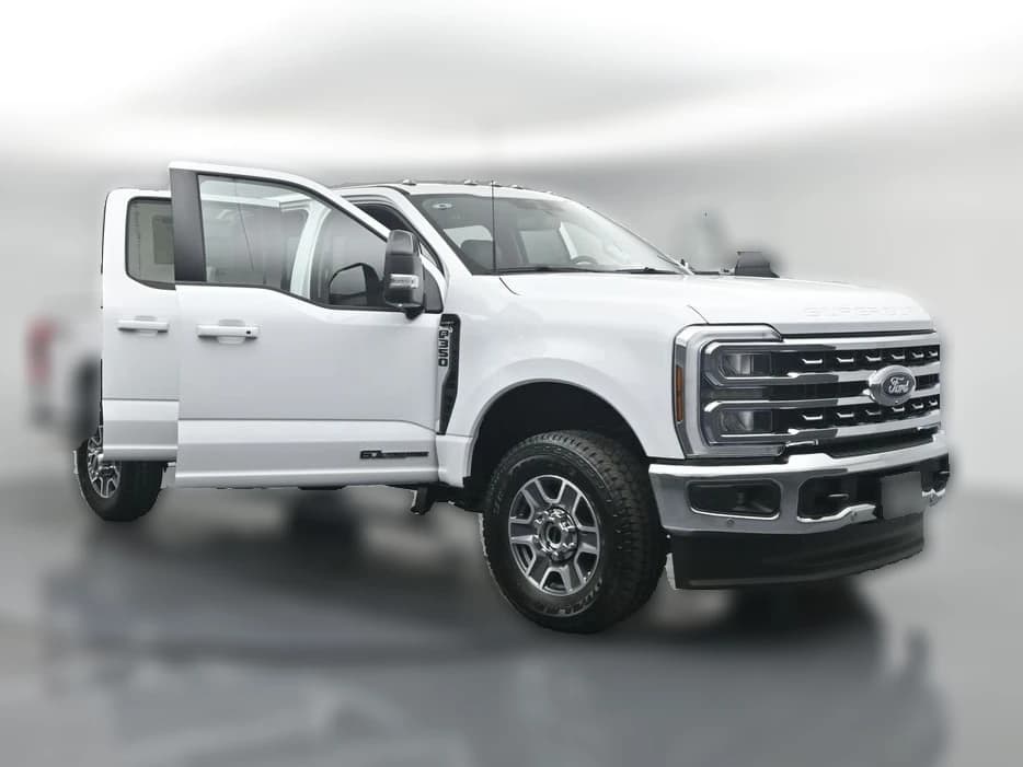 Ford Super Duty F-350 SRW LARIAT 4WD Crew Cab 6.75' Box 2026 — side view
