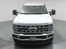 Ford Super Duty F-350 SRW LARIAT 4WD Crew Cab 6.75' Box 2026 — side view
