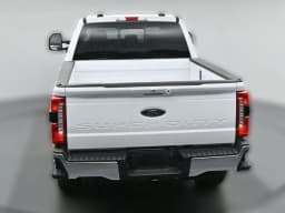 Ford Super Duty F-350 SRW LARIAT 4WD Crew Cab 6.75' Box 2026 — side view