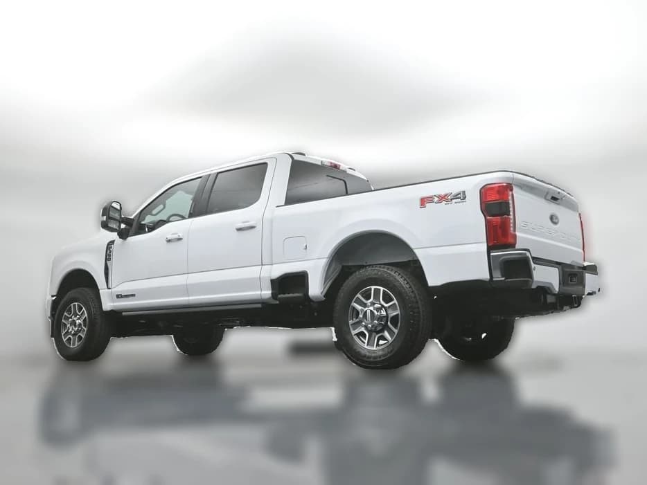 Ford Super Duty F-350 SRW LARIAT 4WD Crew Cab 6.75' Box 2026 — side view