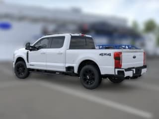Ford Super Duty F-350 SRW XLT 4WD Crew Cab 6.75' Box