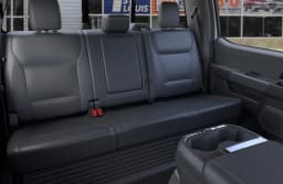 Ford Super Duty F-350 SRW LARIAT 4WD Crew Cab 6.75' Box 2026 — side view
