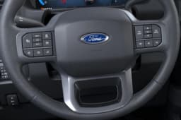 Ford Super Duty F-350 SRW LARIAT 4WD Crew Cab 6.75' Box 2026 — side view