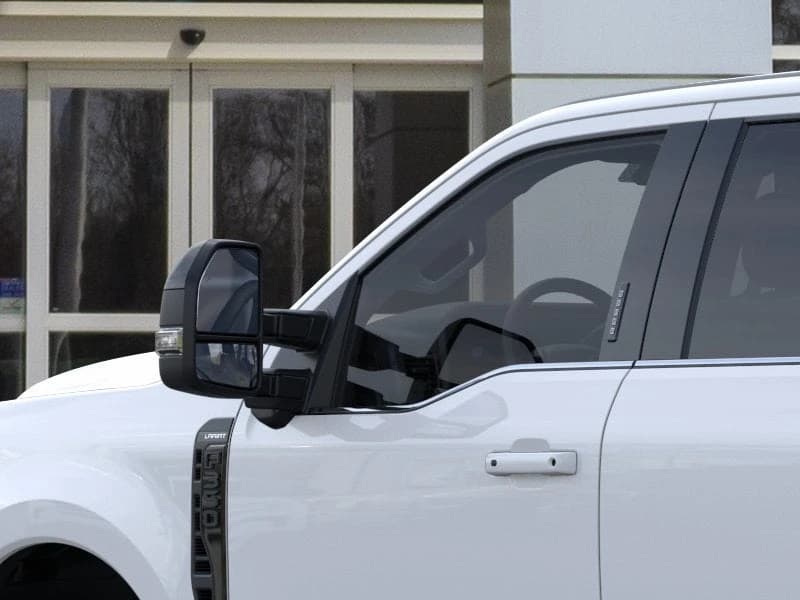 Ford Super Duty F-350 SRW LARIAT 4WD Crew Cab 6.75' Box 2026 — side view