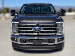 Ford Super Duty F-350 SRW XL 4WD Crew Cab 6.75' Box 2026 — side view