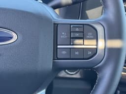 Ford Super Duty F-350 SRW XL 4WD Crew Cab 6.75' Box 2026 — side view
